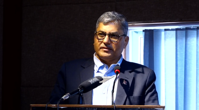 मौद्रिक नीतिलाई अनुशरण नगरे शिथिलता कायमै रहन्छ गभर्नर