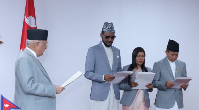 मन्त्रिपरिषद्ले पायो पूर्णता, तीन राज्यमन्त्रीले लिए सपथ