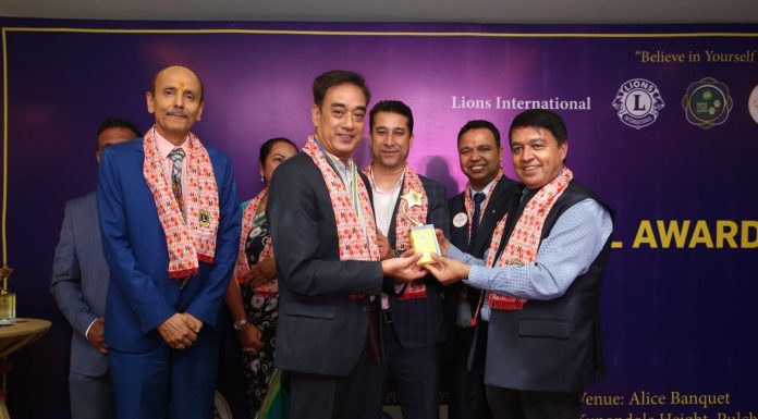 चेम्बरका निर्वतमान अध्यक्ष मल्ललाई कर्पोरेट सोसियल अवार्ड