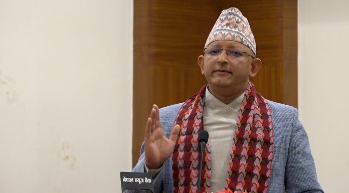 ‘कानून विपरित काम गर्ने व्यवसायीलाई सरकारले त्यतिकै छाड्दैन’ |