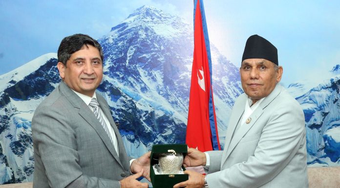 सार्कको अध्यक्षता पाकिस्तानलाई सुम्पिन नेपाल आतुर छ’