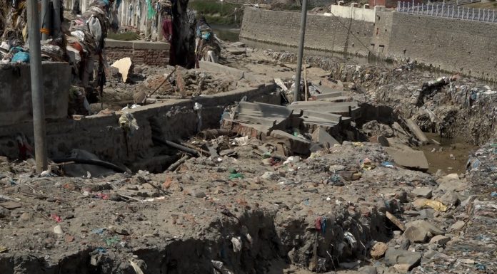 बाढीले कुरुप र क्षतविक्षत च्यासल रंगशाला छैन् सरकारी चासो