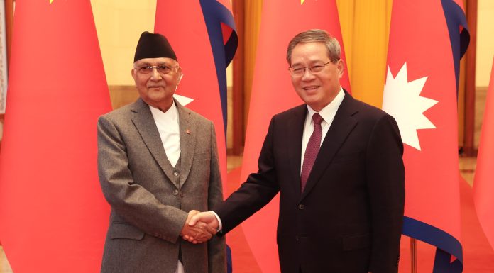 ओलीलाई चिनियाँ समकक्षीको स्वागत, सी जिनपिङसँग भेट्ने तयारी